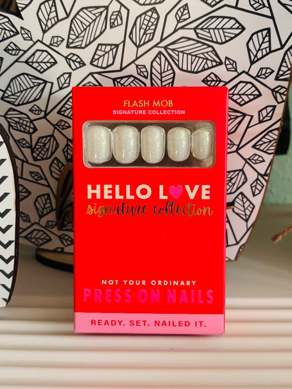 Hello Love Flash Mob Press On Nails